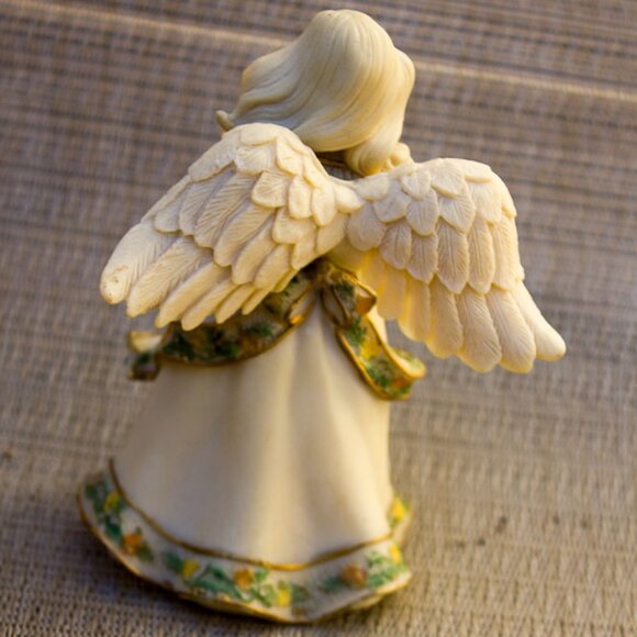 angel statue - Picture 2 of 3